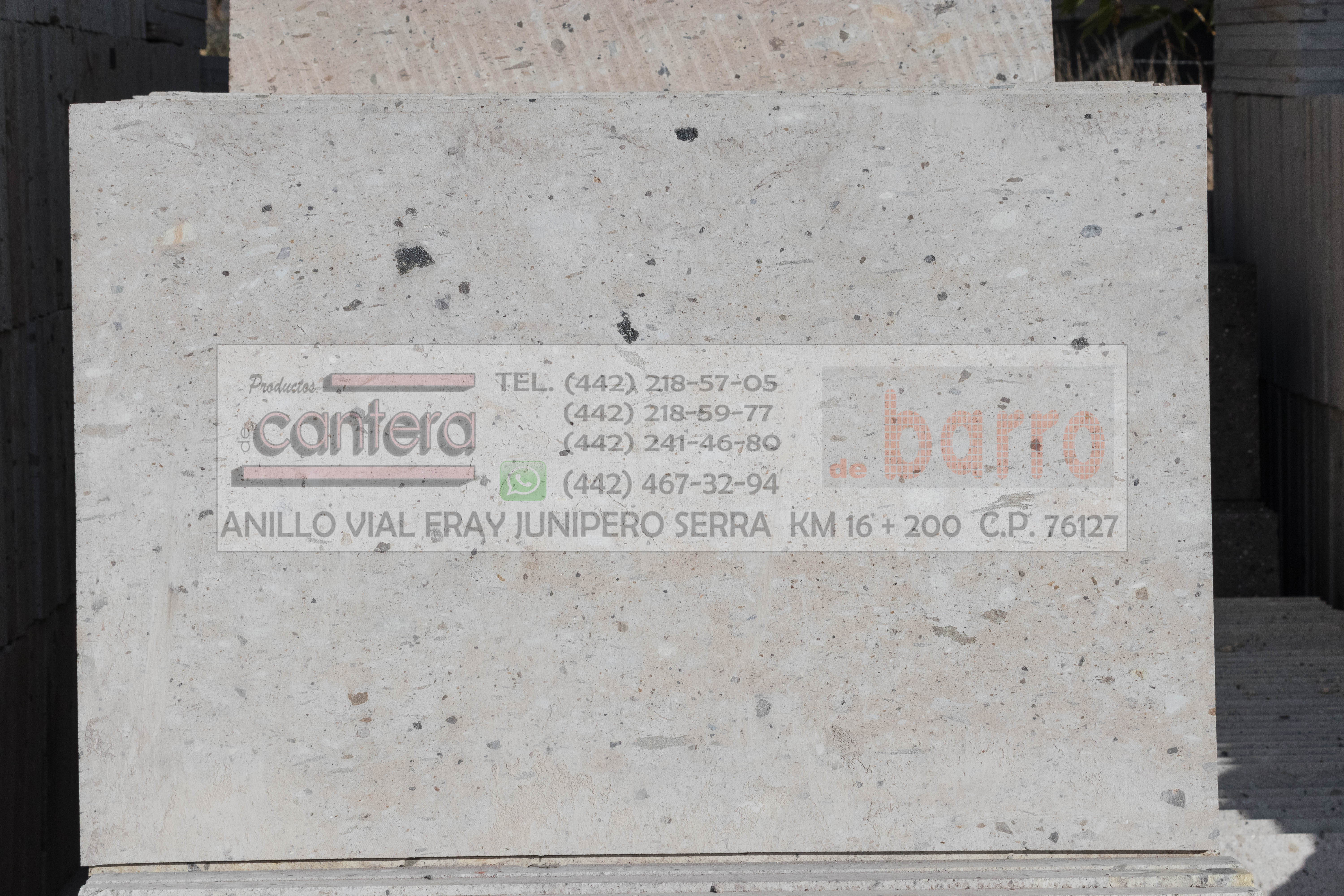 Cantera Laminada Blanco Moteado